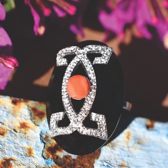 Anillo ONIX oro de 1ª ley(750 milésimas)